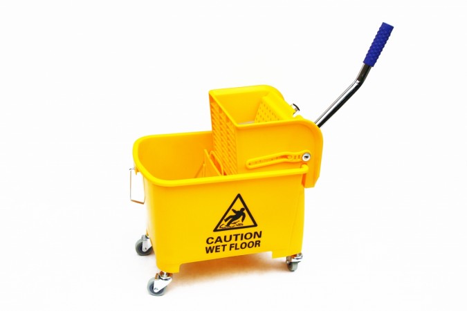 One-bucket trolley